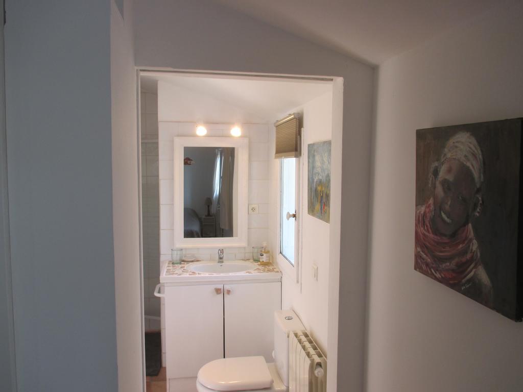 Bed and Breakfast La Tangana Rognes Zewnętrze zdjęcie