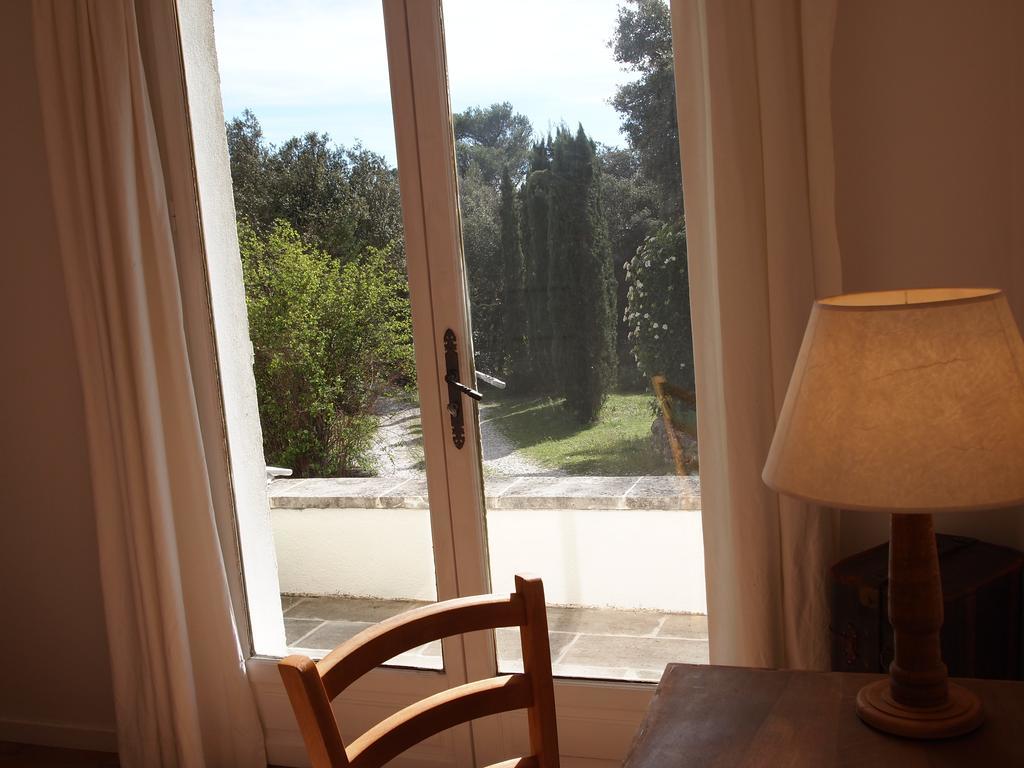 Bed and Breakfast La Tangana Rognes Zewnętrze zdjęcie